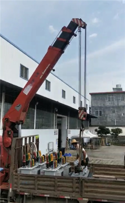 淮北市起重机吊钩的作业速度